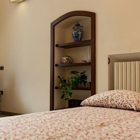 Charming Apartment Napels Buitenkant foto